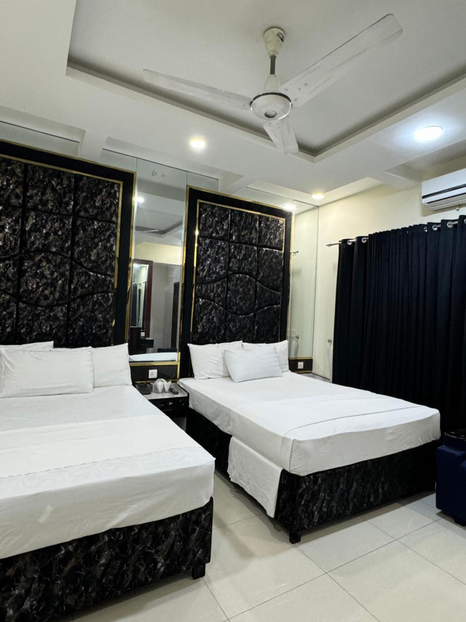 Rose Valet Guest House Islamabad Exterior photo