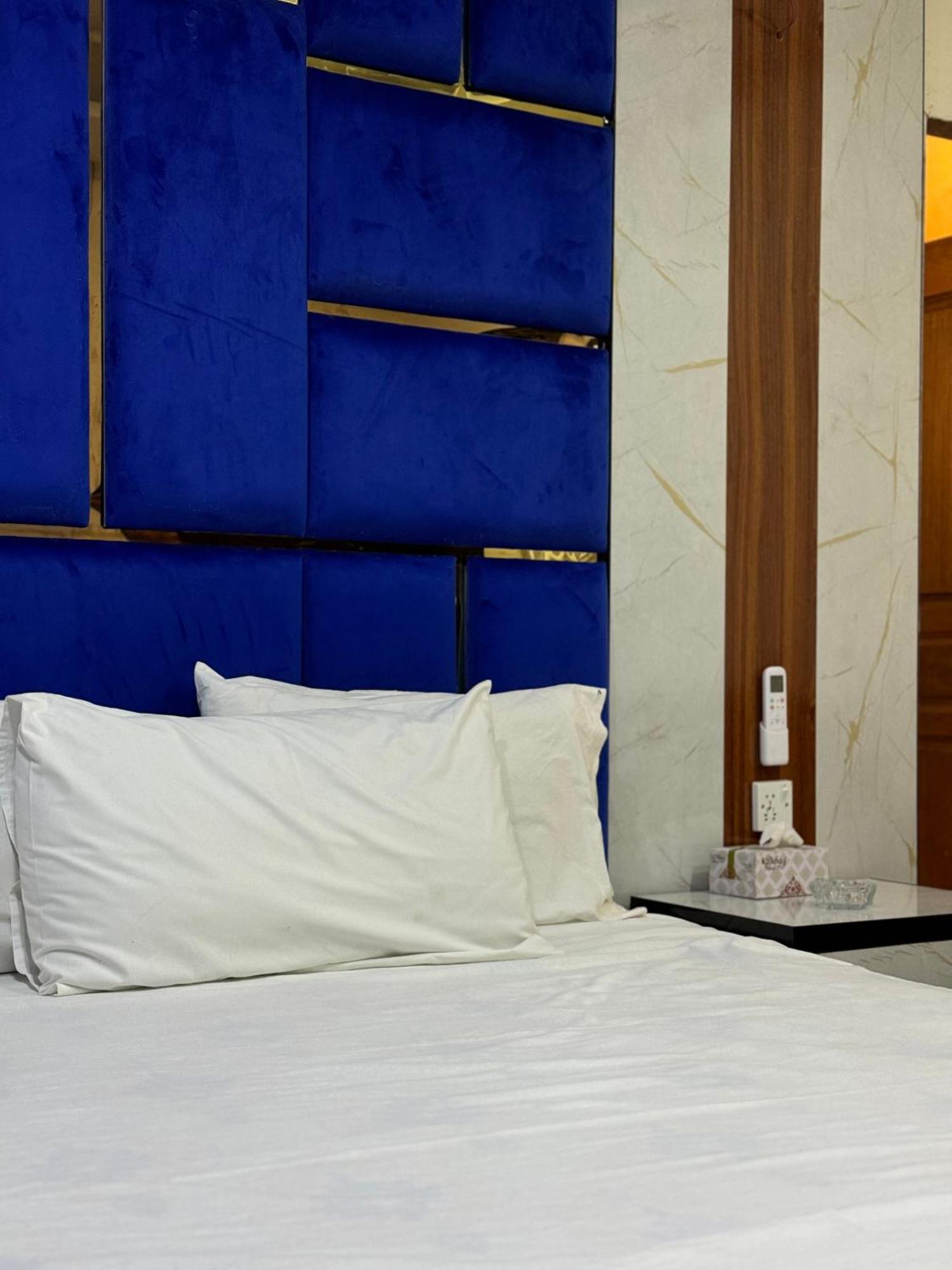 Rose Valet Guest House Islamabad Exterior photo