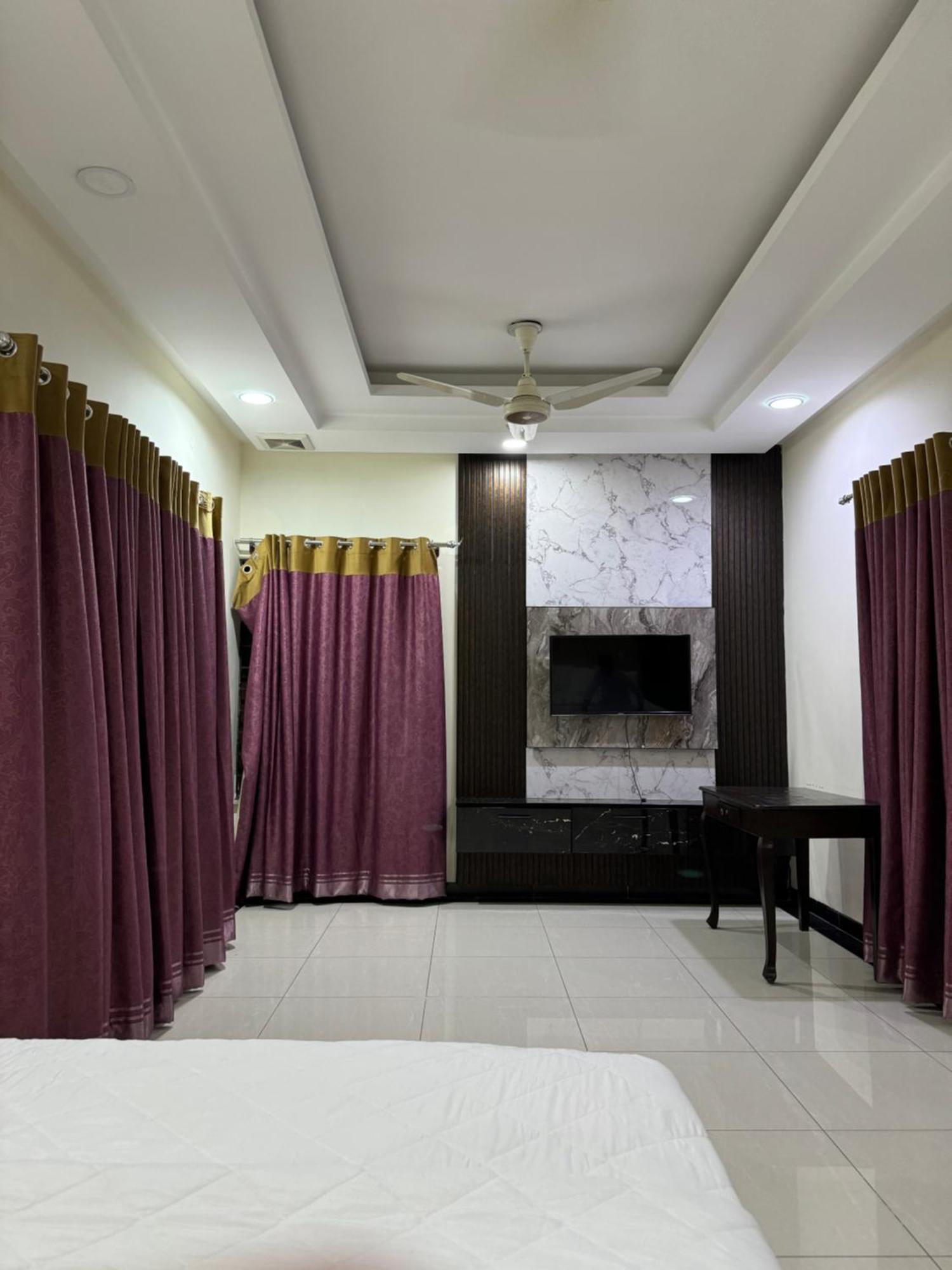 Rose Valet Guest House Islamabad Exterior photo